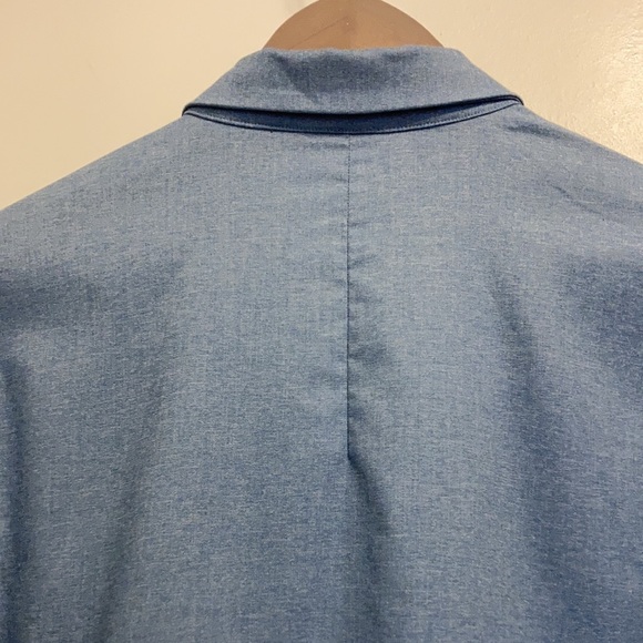 Lululemon Blue Button Up Shirt Size Medium - Picture 6 of 13